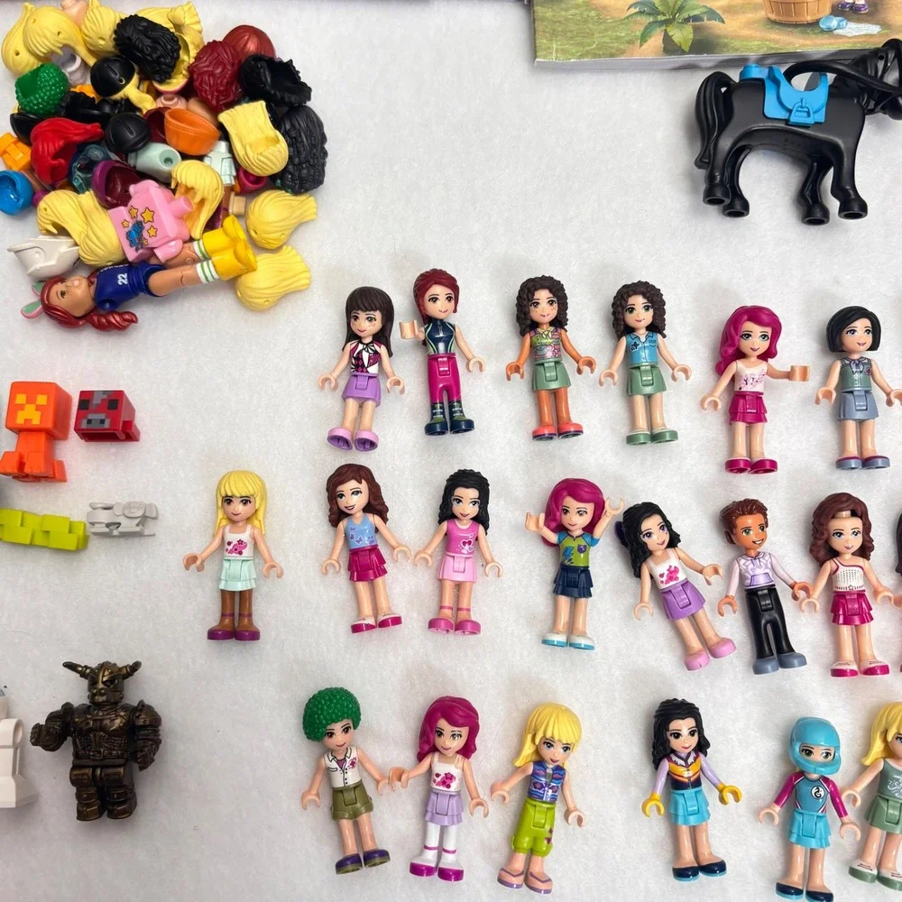 LEGO Friends Creator 14 LB Bulk Lot + 50 Minifigures + 7 Manuals + 4 Storage Box